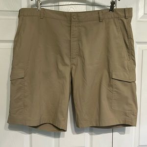 Nike GOLF dri-fit shorts Size 40
